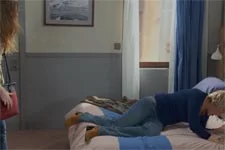 Plus belle la vie en avance : Océane violente sa mère !