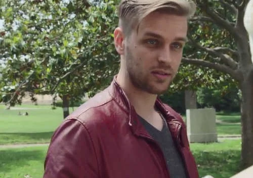 Plus belle la vie en avance (Spoilers ): Stan Mercier est de retour, Clément déclenche un incendie accidentel - Ce qui vous attend dans PBLV du 17 au 