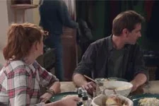 Plus belle la vie en avance : Théo claque la porte de chez lui