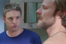 Plus belle la vie en avance : Tony débarque à la coloc? !