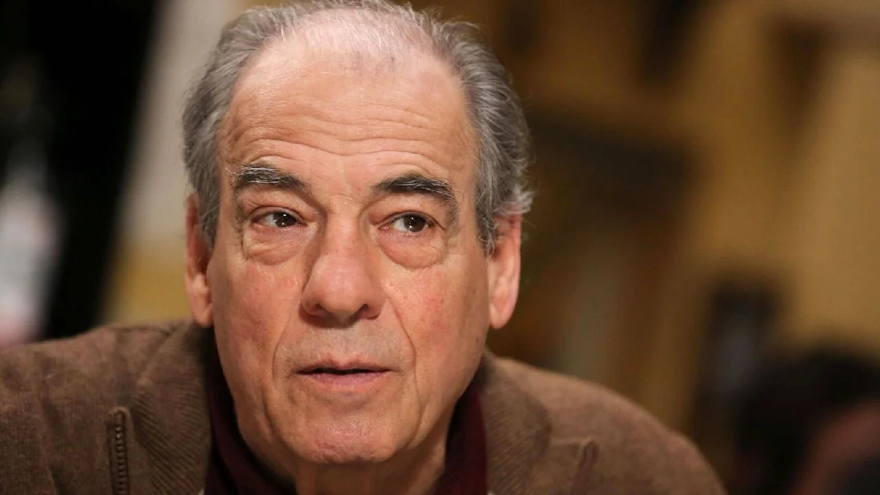 Plus belle la vie : “Il vit encore à travers moi”... L'émouvant hommage de Laurent Kérusoré (Thomas) à Michel Cordes (Roland)