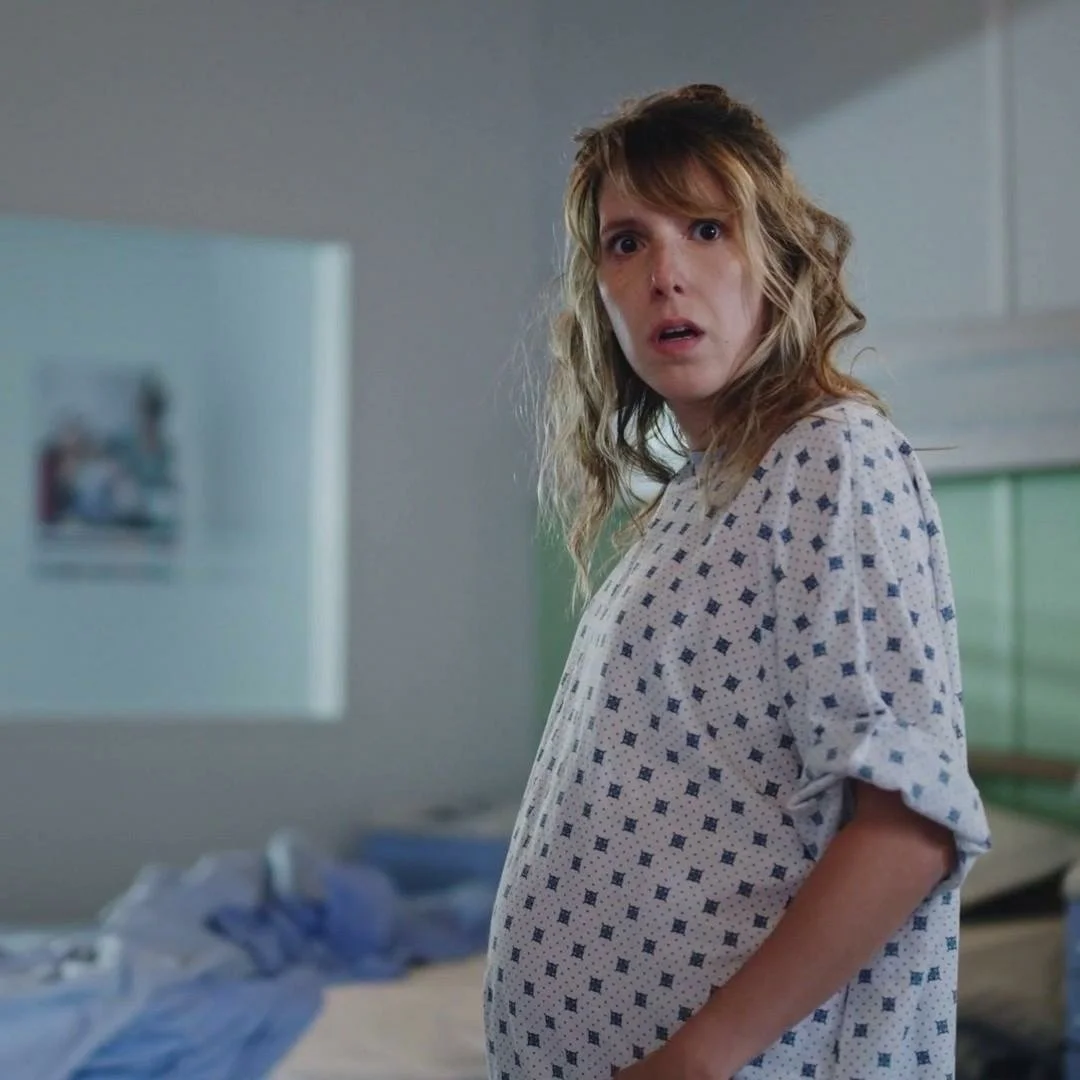 Plus belle la vie Indiscrétion : Barbara, enceinte de 6 mois, panique totalement