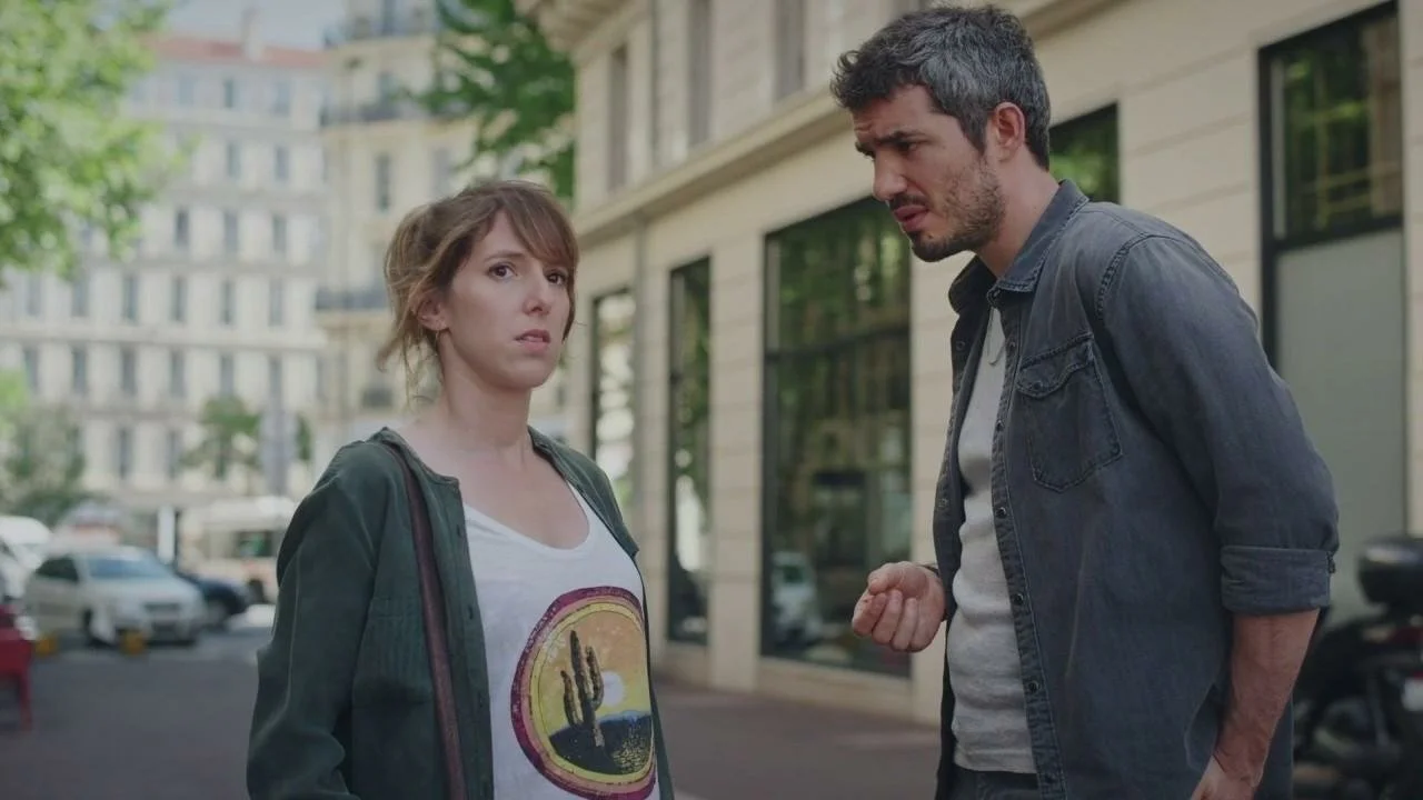 Plus belle la vie Indiscrétion : Barbara surprend Tim avec...