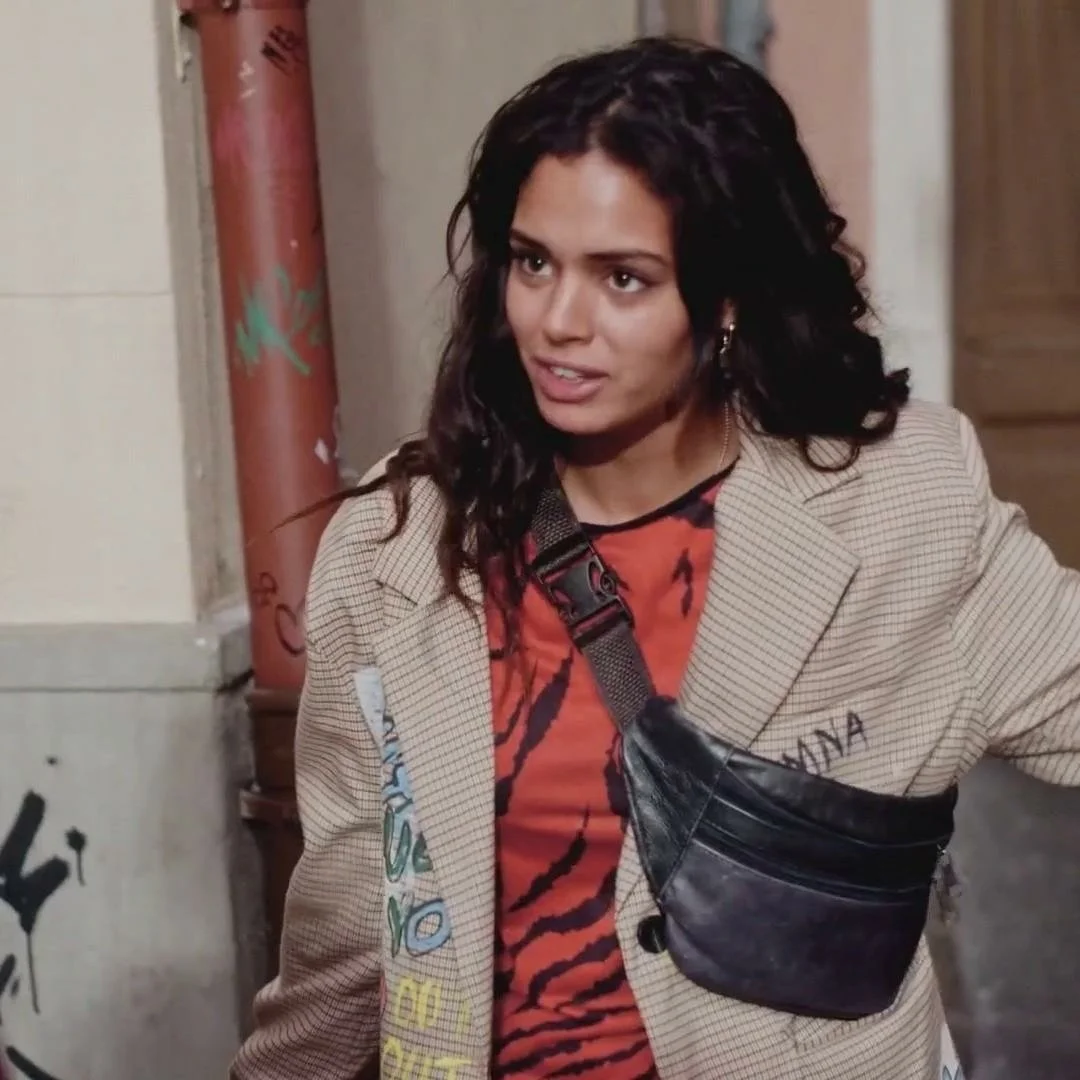 Plus belle la vie Indiscrétion : Betty à bout du harcèlement de Kilian