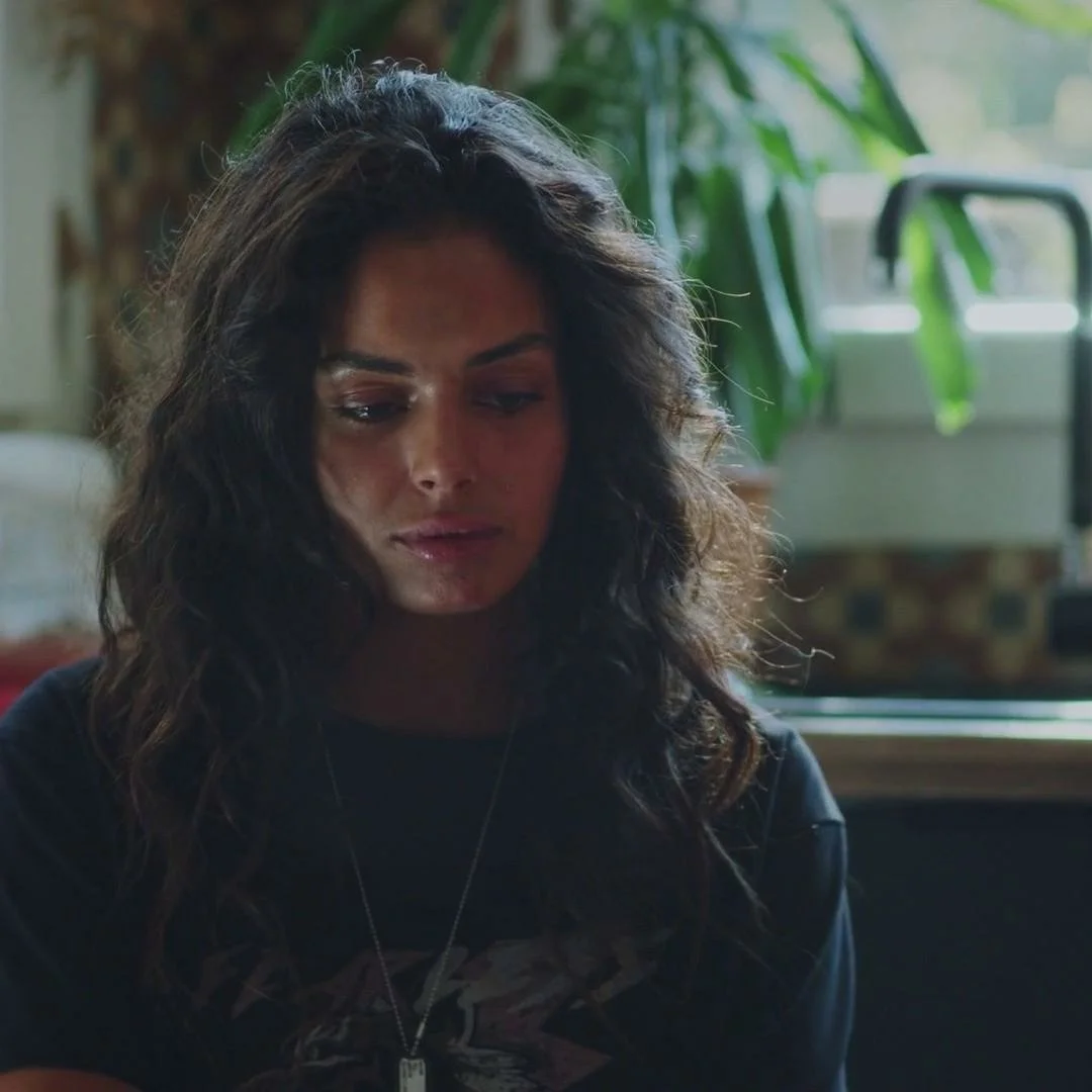 Plus belle la vie Indiscrétion : Betty dans une immense détresse