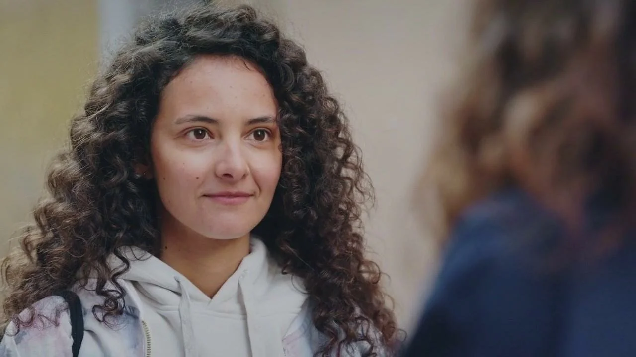 Plus belle la vie Indiscrétion : Camille demande une faveur à Emma