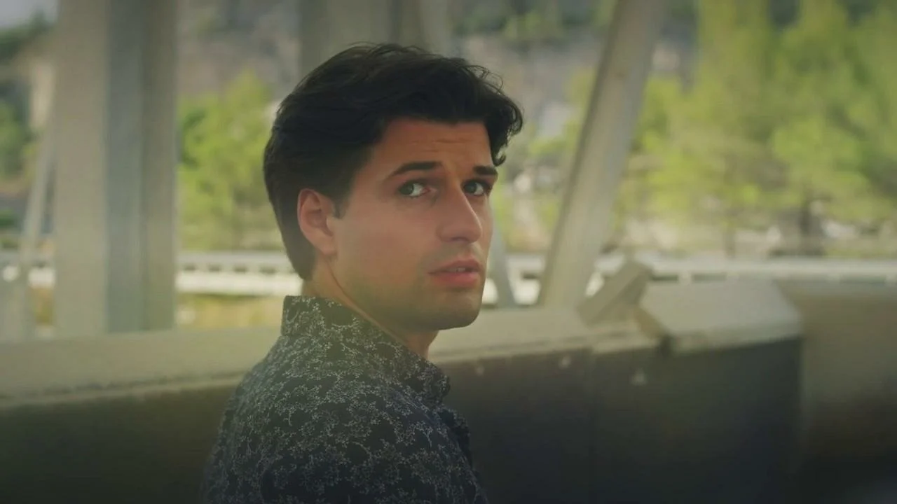 Plus belle la vie Indiscrétion : Emma apprend une mauvaise nouvelle sur César