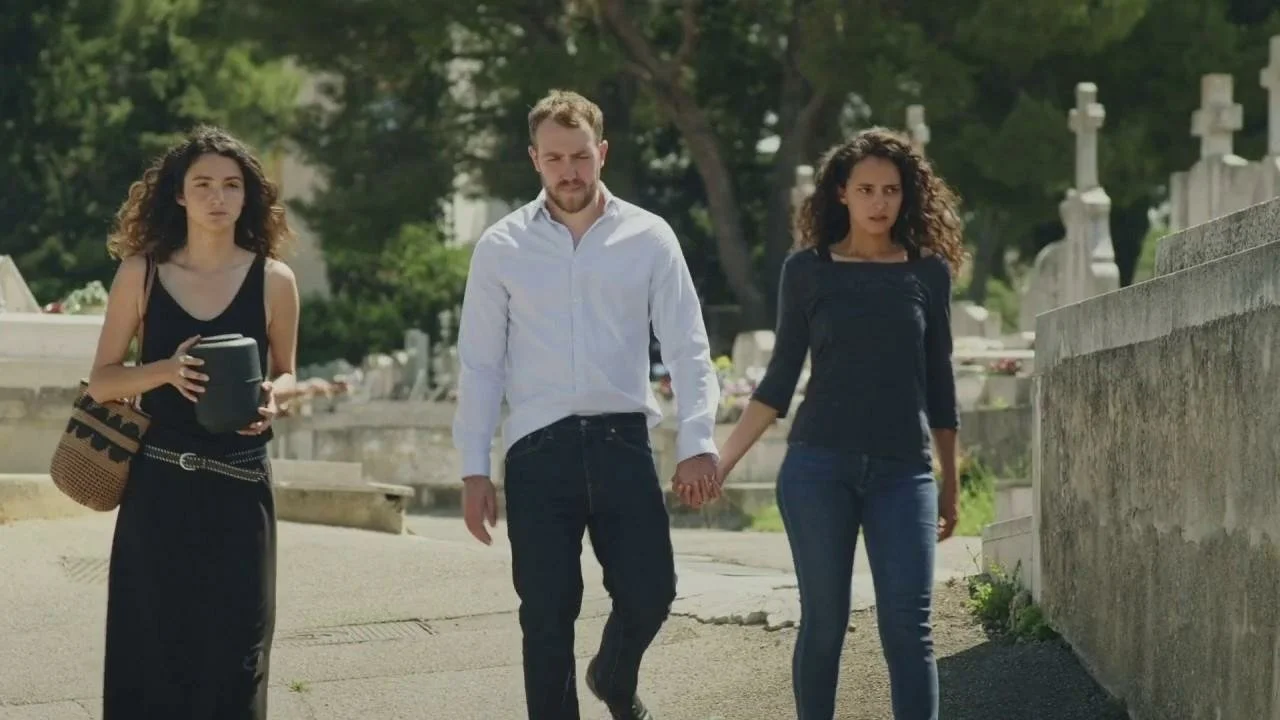 Plus belle la vie Indiscrétion : Emma et Camille, la rupture