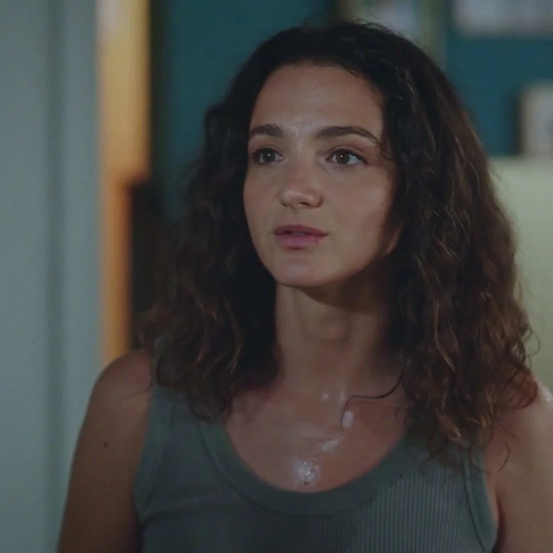 Plus belle la vie Indiscrétion : Emma prête à se mettre en danger pour récupérer Baptiste