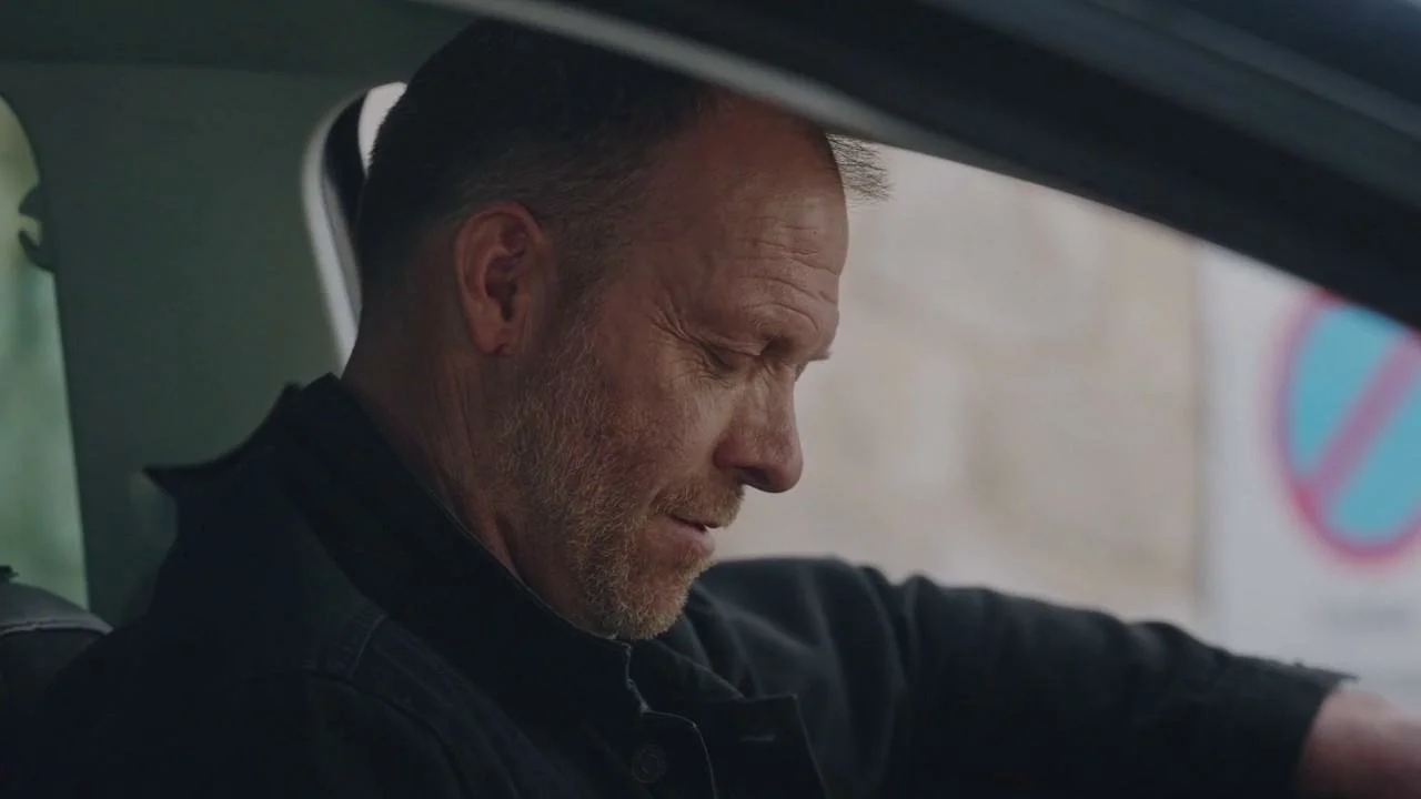 Plus belle la vie Indiscrétion : L'amour fait tourner la tête d'Éric