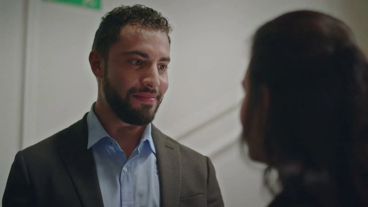 Plus belle la vie Indiscrétion : L'espoir renaît entre Abdel et Élisa