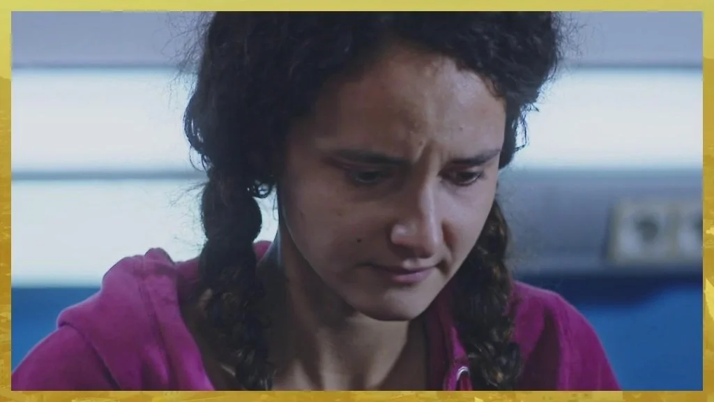 Plus belle la vie Indiscrétion : L'horrible passé de la petite soeur d'Emma