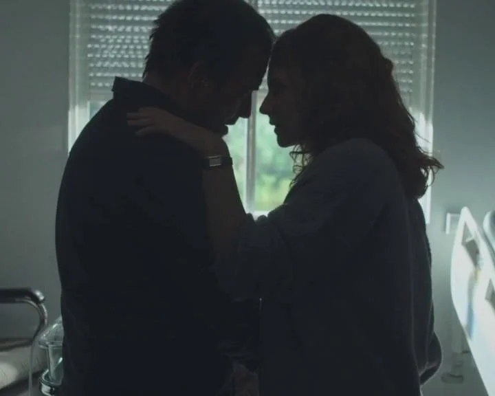 Plus belle la vie Indiscrétion : La fille de Jean-Paul entre la vie et la mort