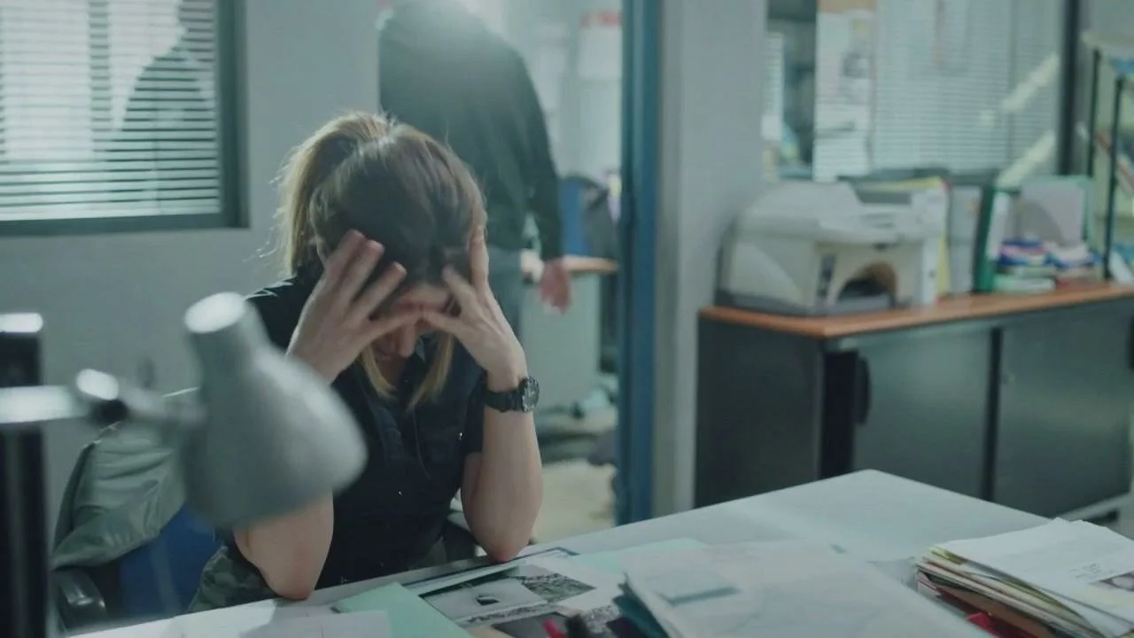 Plus belle la vie Indiscrétion : La nuit inavouable d'Ariane...