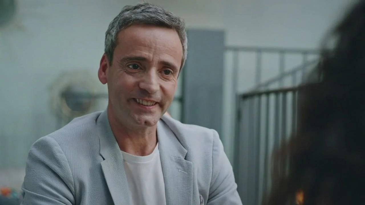 Plus belle la vie Indiscrétion : Le père de Betty débarque à Marseille !