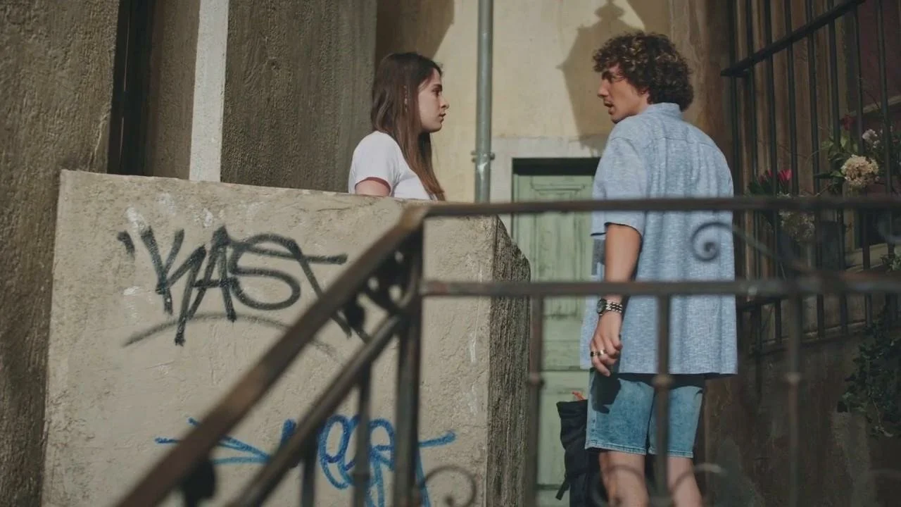 Plus belle la vie Indiscrétion : Le voyage risqué de Lola ?