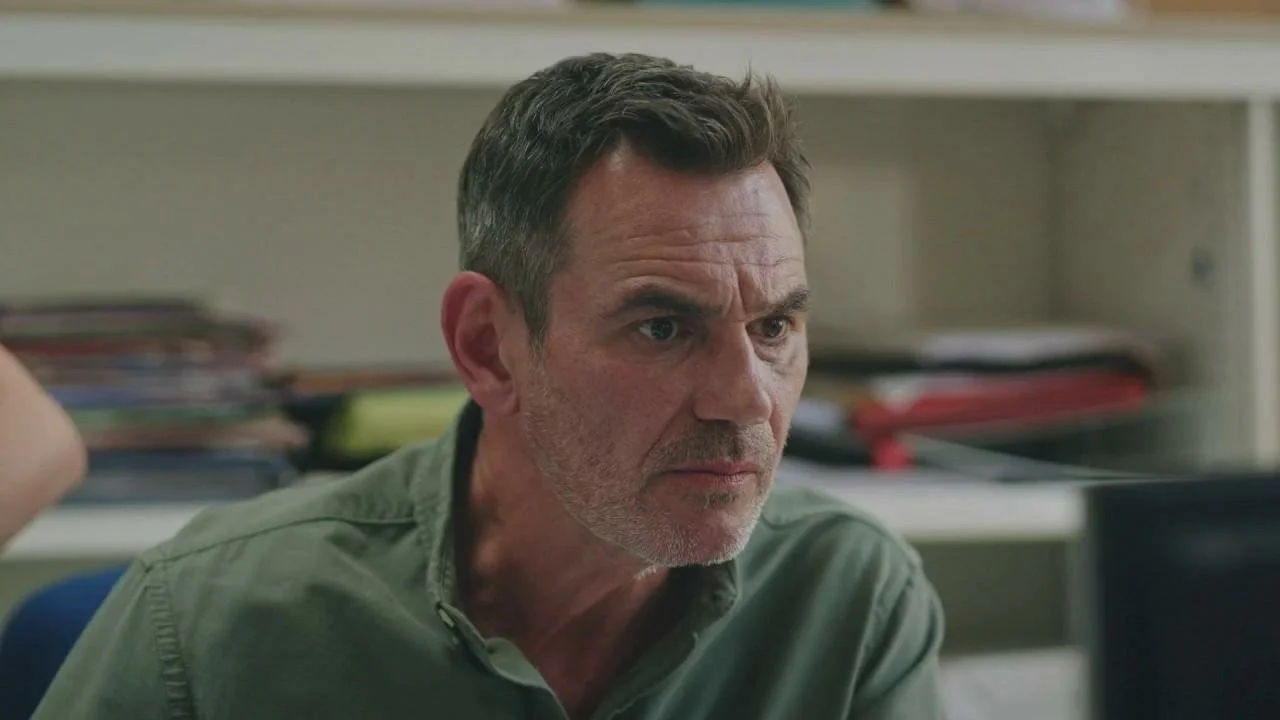 Plus belle la vie Indiscrétion : Patrick enquête sur le crush d'Emilie