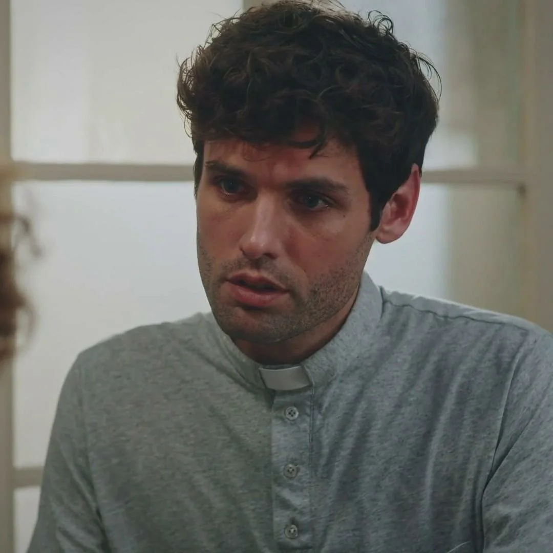 Plus belle la vie Indiscrétion : Père Luc prêt à se battre pour Mirta