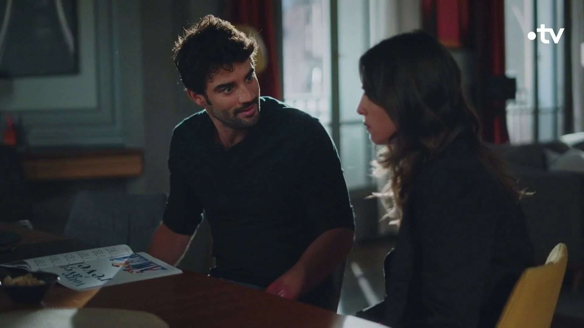 Plus belle la vie Indiscrétion : Romain et Sylvia destinés à être ensemble ?