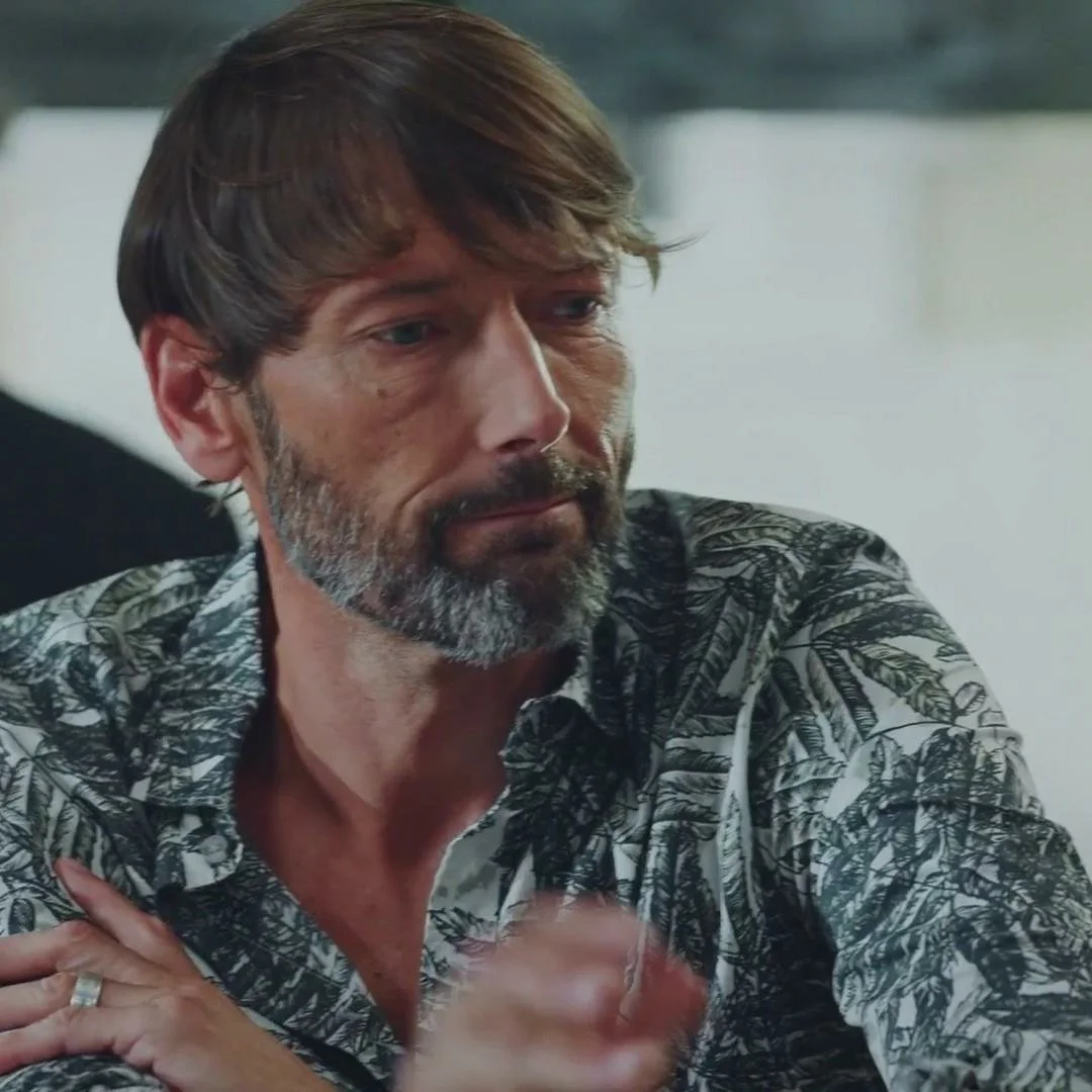 Plus belle la vie Indiscrétion : Tristesse infinie - Le bar du Mistral sans Roland