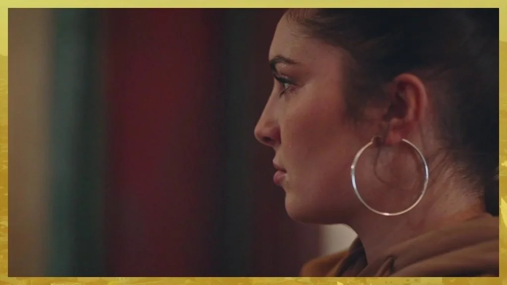 Plus belle la vie Indiscrétion : Un mystérieux personnage suit les Nebout à la trace