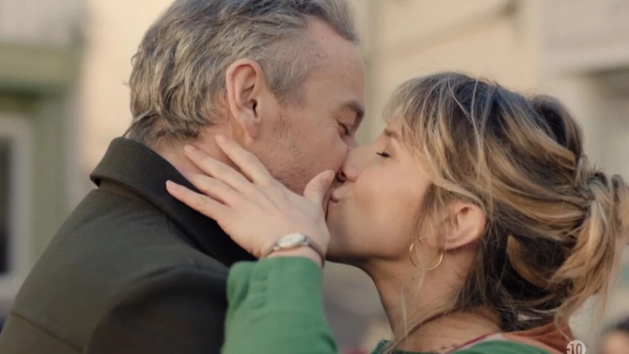 Plus belle la vie : "Tout se mélangeait entre la réalité et la fiction" ... Guillaume Faure (Louis Robbie) se confie sur cette scène émouvan