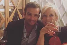 Rebecca Hampton (Céline) dévoile le visage de son amoureux !