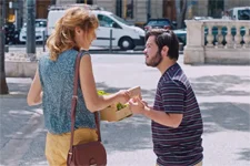 Rémi demande à Barbara de le laisser seul dans Marseille