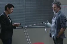 Sacha met Anne au pied du mur !