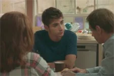 Théo et Clara font un interrogatoire à Clément