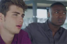 Théo et Valère assistent à une scène inattendue !