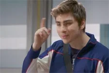 Théo reproche à Aurélie d?être complètement à l?ouest !