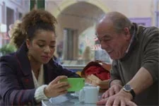 Thérèse avoue à Roland être dégoûtée du comportement de Baptiste