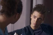 Thérèse conseille à Baptiste de ne pas remuer le passé