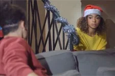 Thérèse remarque que Baptiste souffre