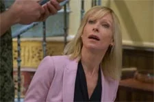 Thomas donne les coordonnées de Franck à Céline