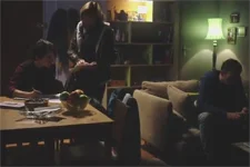 Une carte postale ne rend pas heureuse Laetitia