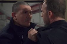 Vanessa donne des ordres à Karim et Doumé !