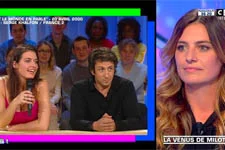 VIDÉO : Laetitia Milot (Mélanie) redécouvre sa première télé en 2000 chez Thierry Ardisson