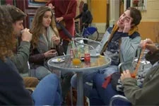 Voici les bonnes résolutions des adolescents pour 2017 !