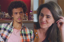 Olivia demande à Baptiste de garder un SECRET !