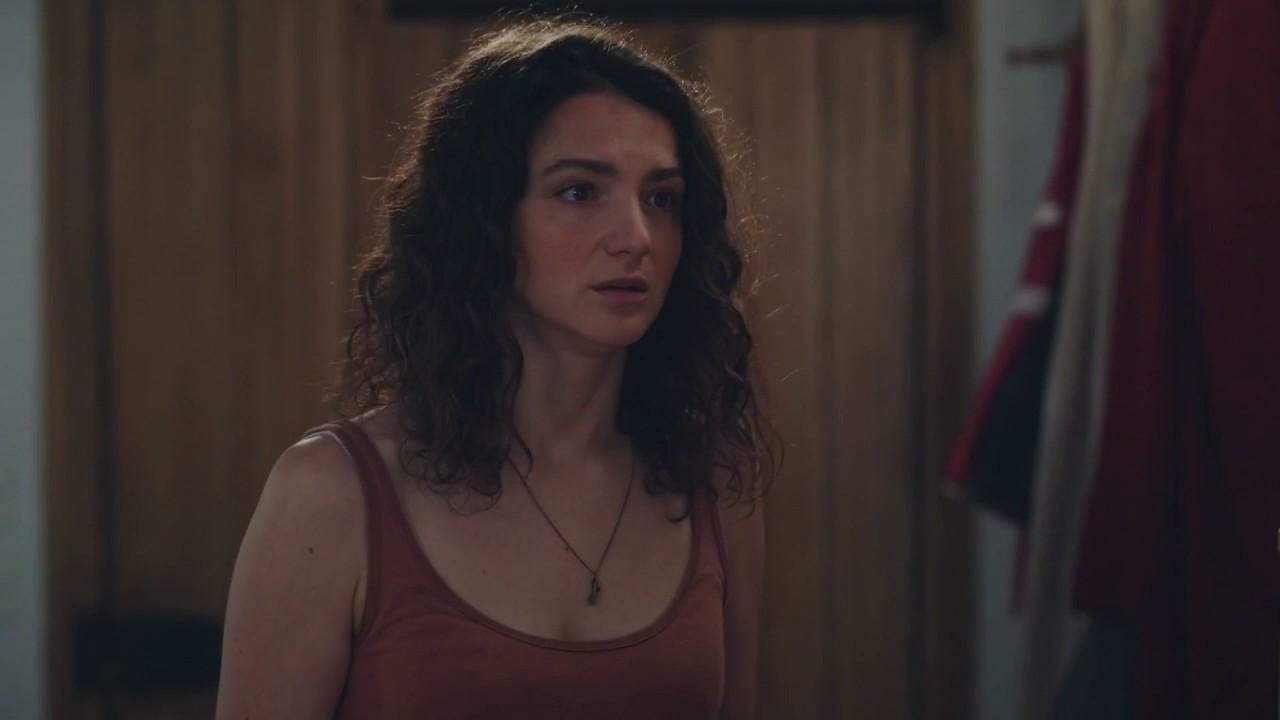 Plus belle la vie Indiscrétion : Emma n'arrive pas à oublier César