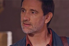 INDISCRÉTION : Clément PORTE PLAINTE contre Coralie !