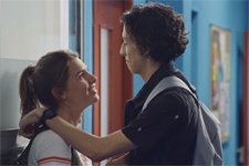 Plus belle la vie en avance : Théo et Tom in love d'un couple au lycée !
