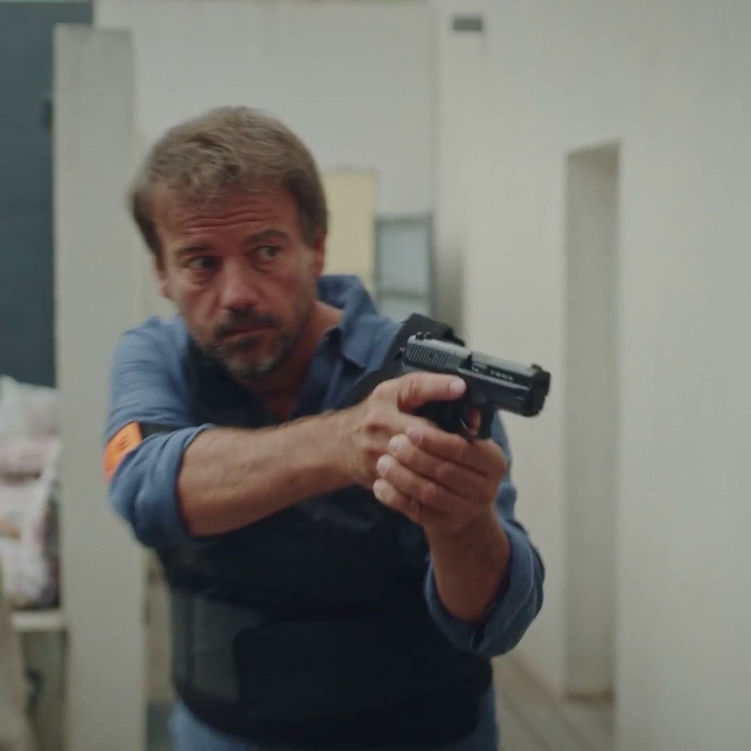 Plus belle la vie Indiscrétion : Livia, arrêté par la police !