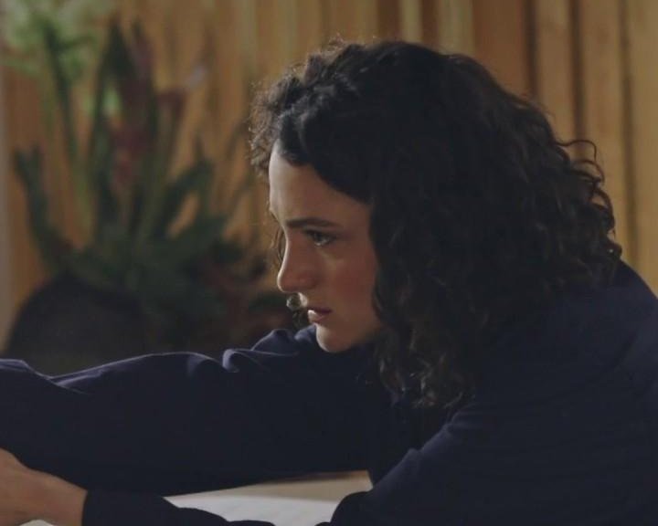 Plus belle la vie Indiscrétion : Emma prend les armes