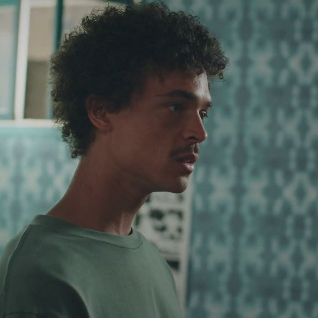 Plus belle la vie Indiscrétion : Baptiste met les choses au clair avec Emma