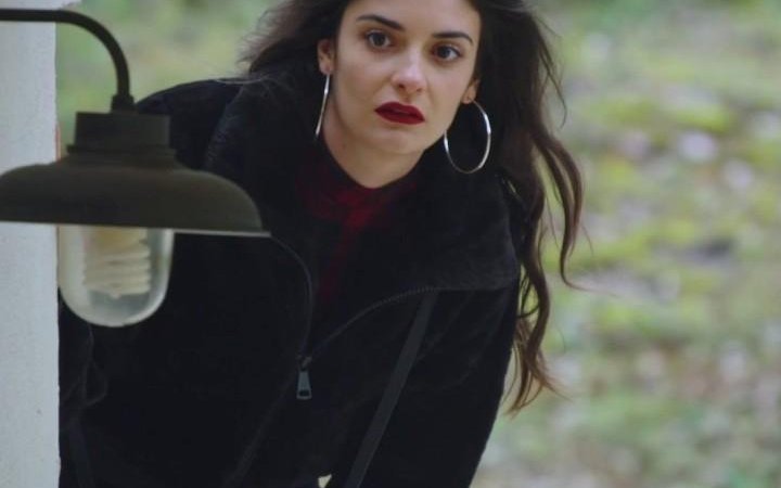 Indiscrétion : Sabrina surprend le plan évasion