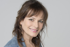 Cécilia Hornus (Blanche) : Voici avec quels acteurs elle s’entend le mieux !