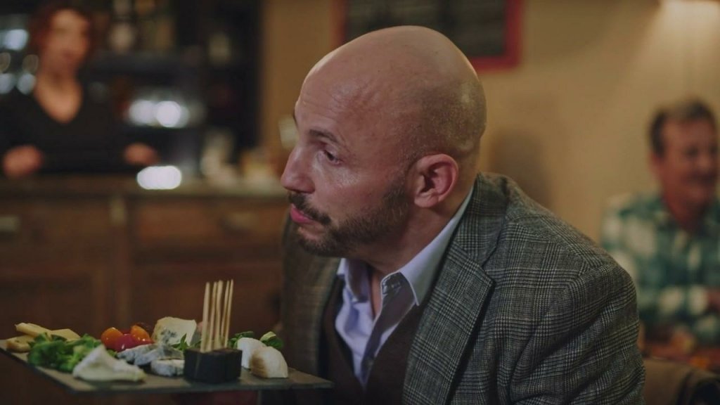 Plus belle la vie Indiscrétion : Valentin se fait arnaquer par son beau-frère